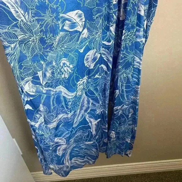 Maaji Floral Print Cover Up Jumpsuit Size Medium - Picture 7 of 16